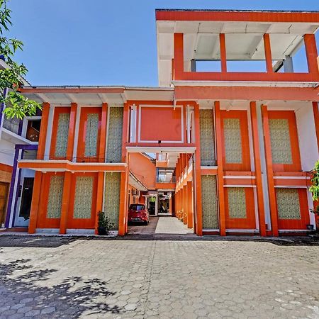 Collection O 91489 Hotel Tanjung Permata Cilacap Luaran gambar