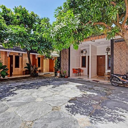 Collection O 91489 Hotel Tanjung Permata Cilacap Luaran gambar