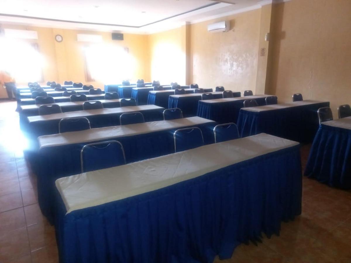 Collection O 91489 Hotel Tanjung Permata Cilacap Luaran gambar